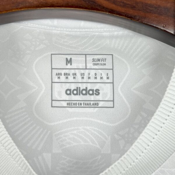 Bayern Munich 2024/25 125 Anniversary White Jersey - Image 3