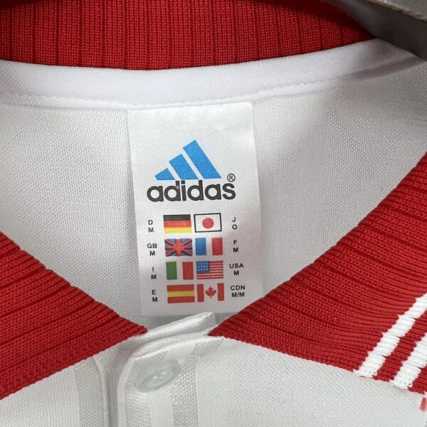 Benfica 1997/99 Away Retro Jersey - Image 3