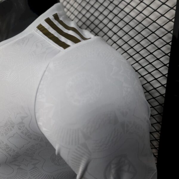 Bayern Munich 2024/25 Anniversary Tee – White Jersey Player Version - Image 3