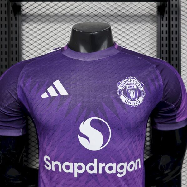 Manchester United 2025/26 Purple Special Edition Jersey Player Version - Image 4