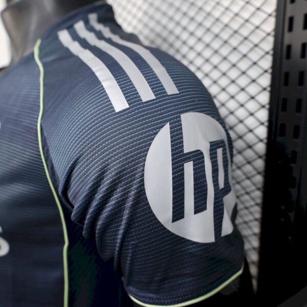 Real Madrid 2025/26 Away Jersey Player Version - Image 5