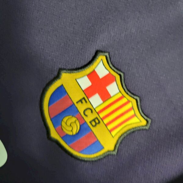 Barcelona 2016/17 Away Long Sleeves Retro Jersey - Image 6
