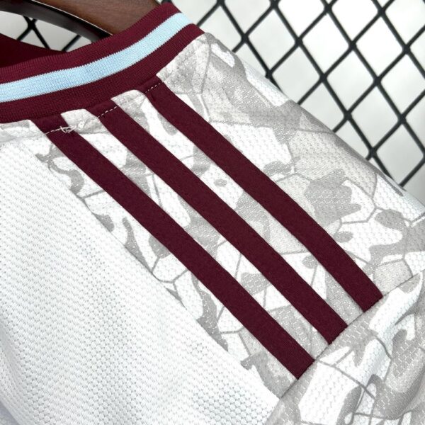 Aston Villa 2025/26 Third Jersey - Image 3