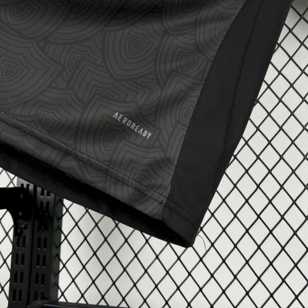 Atletico Mineiro 2025/26 All Black Special Edition Jersey - Image 3