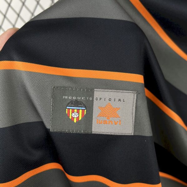 Valencia Cf 1999/00 Third Retro Jersey - Image 3