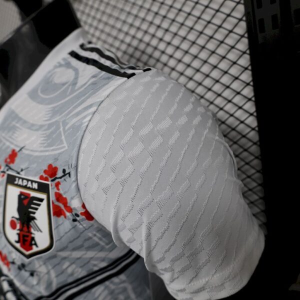 Japan 2025/26 Sakura Samurai Version Jersey Player Version - Image 4