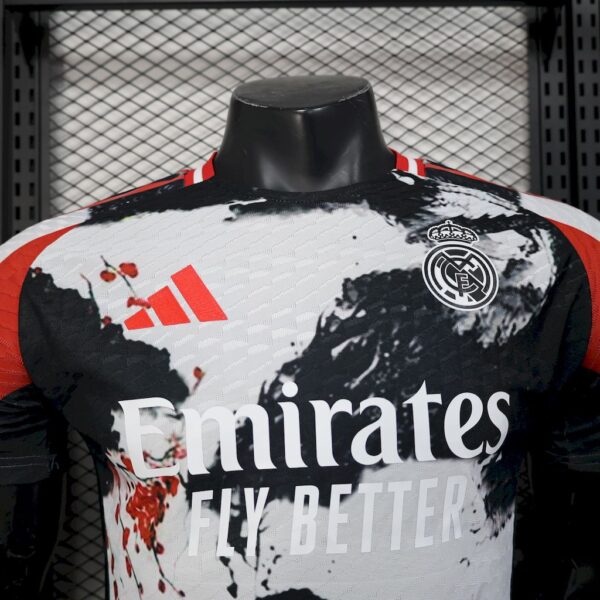 Real Madrid 2025/26 Ink Painting Version Jersey Player Version - Image 3
