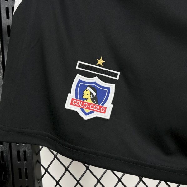 Colo Colo 2025/26 Home Shorts - Image 4