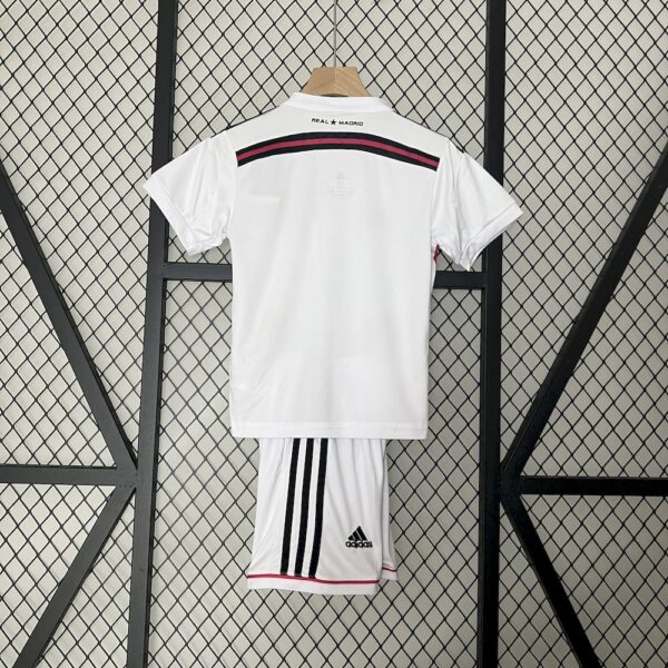 Real Madrid 2014/15 Home Kids Retro Jersey And Shorts - Image 2