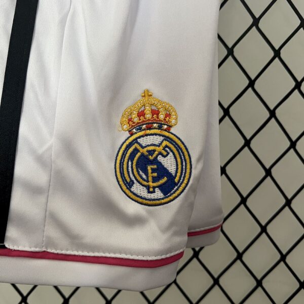 Real Madrid 2014/15 Home Kids Retro Jersey And Shorts - Image 4