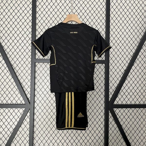 Real Madrid 2011/12 Away Kids Retro Jersey And Shorts - Image 2