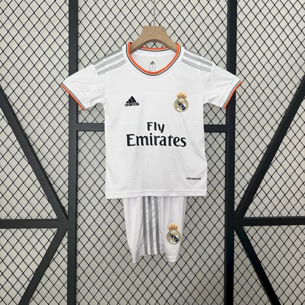 Real Madrid 2013/14Home Kids Retro Jersey And Shorts