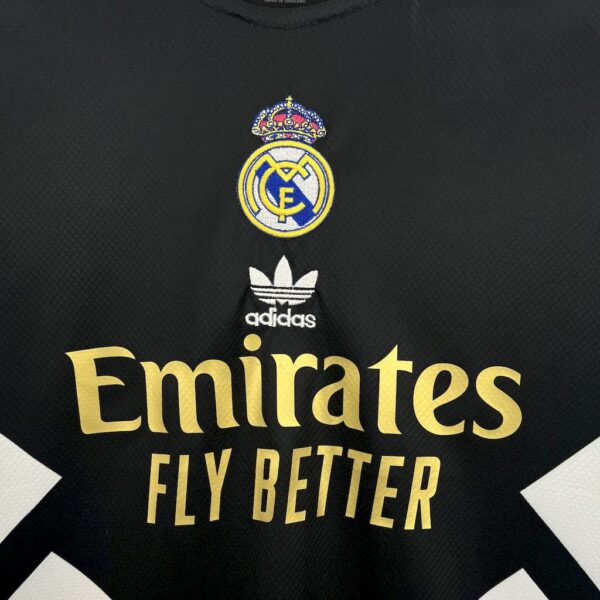 Real Madrid 2025/26 Retro Special Edition Jersey - Image 8