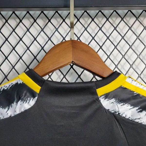 Juventus 2023/24 Home Kids Kit - Image 10