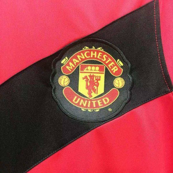 Manchester United 2009/10 Home Retro Jersey - Image 5