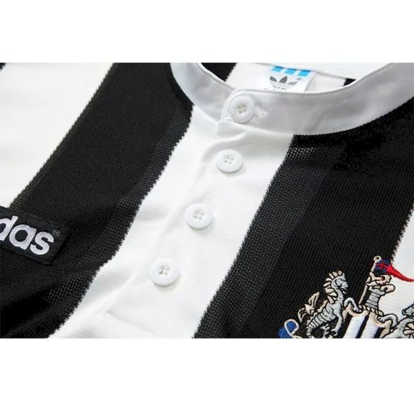 Newcastle United 1995/97 Home Long Sleeves Retro Jersey - Image 10