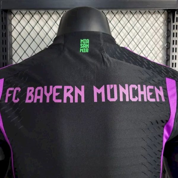 Bayern Munich 2023/24 Black Jersey Player Version - Image 10