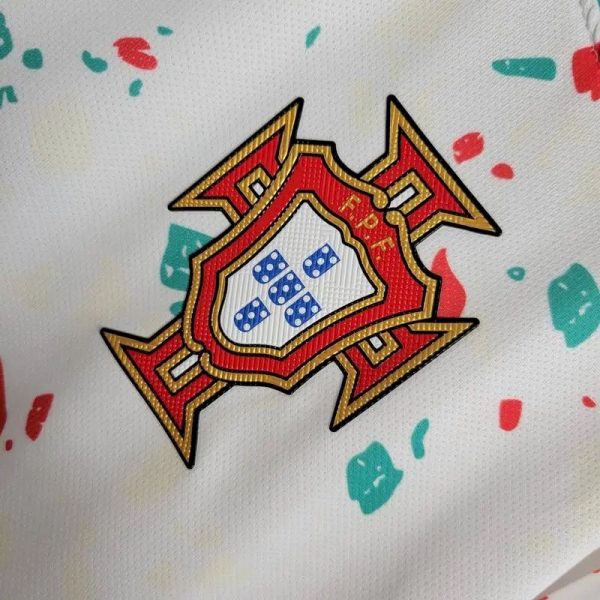 Portugal 2023/24 Pre-Match Training Jersey - Image 3