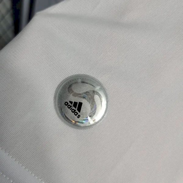 Real Madrid 2009/10 Home Long Sleeves Retro Jersey - Image 5