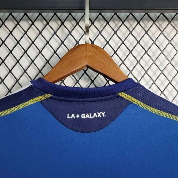 La Galaxy 2011/12 Retro Long Sleeves Jersey - Image 8