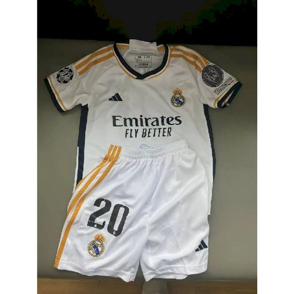 Real Madrid 2023/24 Home Kids Kit - Image 14