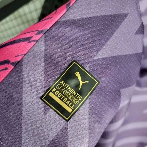 Manchester City 2023/24 Goalkeeper Jersey Purple - Image 6