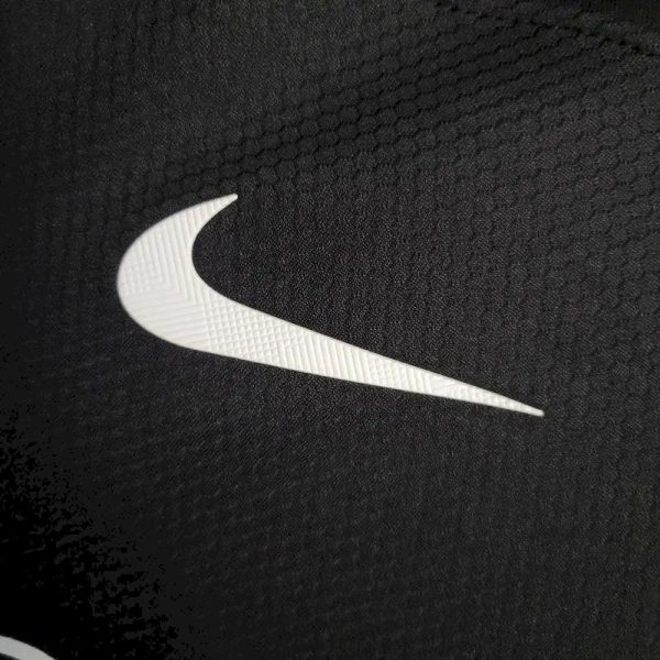 Eintracht Frankfurt 2023/24 Black Jersey - Image 3