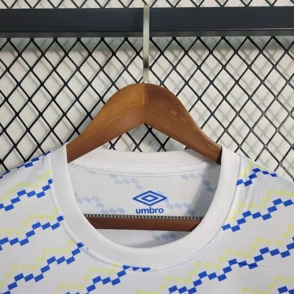 El Salvador 2023/24 Pre-Match Training Jersey - Image 3
