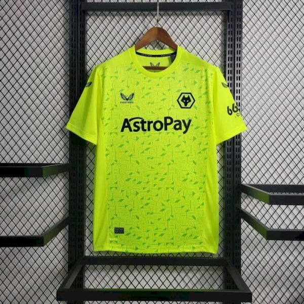 Wolves 2023/24 Goalkeeper Jersey - Image 2