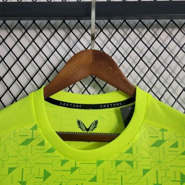 Wolves 2023/24 Goalkeeper Jersey - Image 3