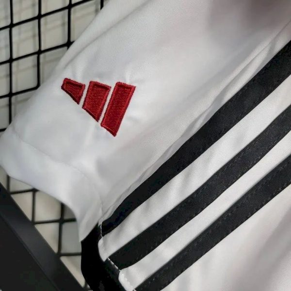 Manchester United 2023/24 Home Kids Kit - Image 6