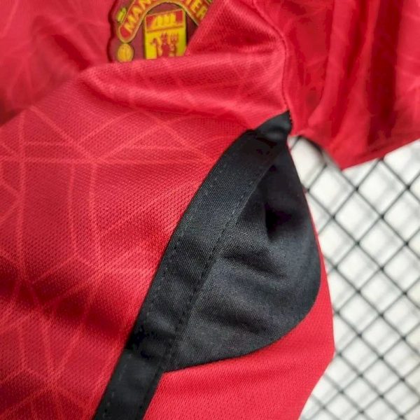 Manchester United 2023/24 Home Kids Kit - Image 11