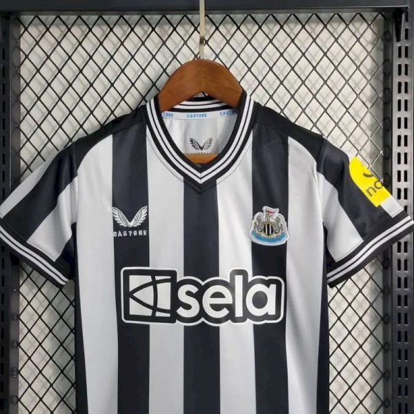 Newcastle United 2023/24 Home Kids Kit - Image 2