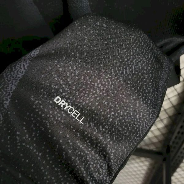 Borussia Dortmund 2023/24 Pre-Match Training Jersey - Image 8