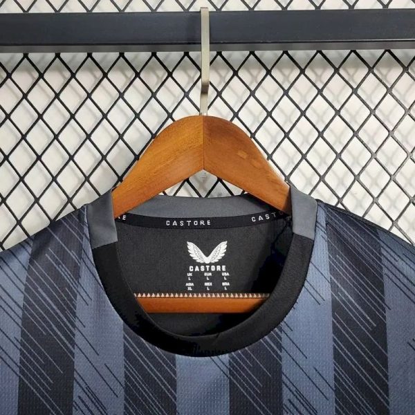 Newcastle United 2023/24 Pre-Match Training Jersey - Image 4