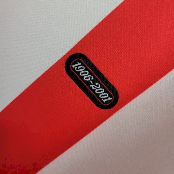 Chivas 2001/02 Home Retro Jersey - Image 5
