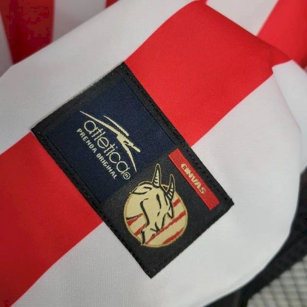 Chivas 2001/02 Home Retro Jersey - Image 8