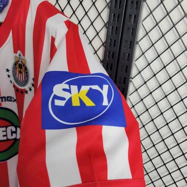 Chivas 2001/02 Home Retro Jersey - Image 12