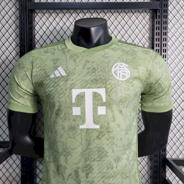 Bayern Munich 2023/24 Oktoberfest Jersey Player Version - Image 2