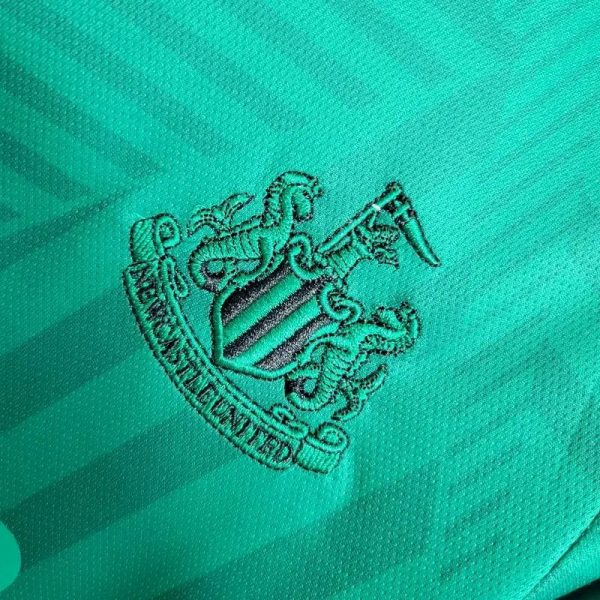 Newcastle United 2023/24 Away Kids Kit - Image 3
