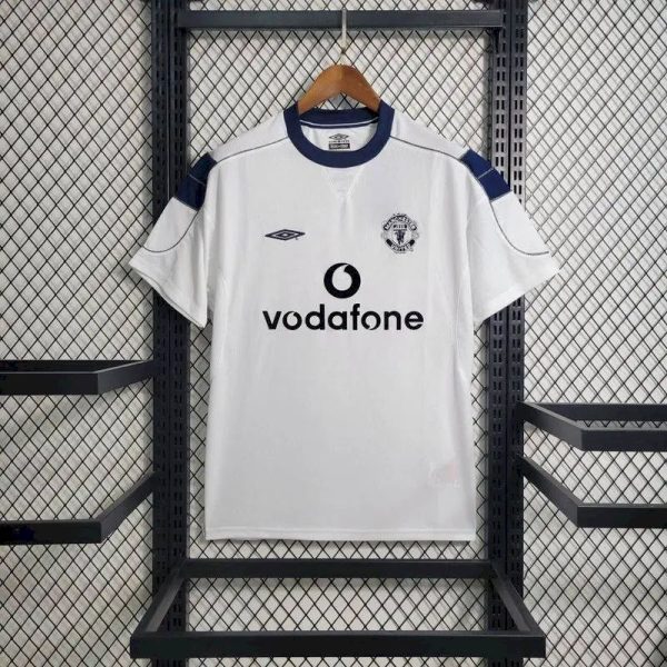 Manchester United 2000/01 Away Retro Jersey - Image 2