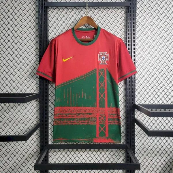 Portugal 2023/24 Pre-Match Training Jersey - Image 2