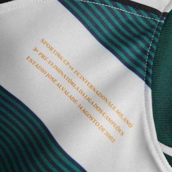Sporting Cp 2000 Home Retro Jersey - Image 6
