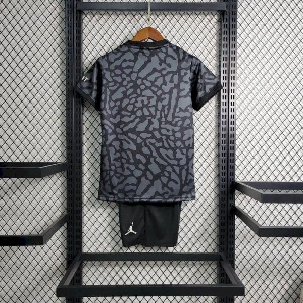 Paris Saint-Germain 2023/24 Third Kids Kit - Image 7