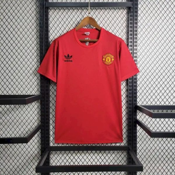 Manchester United 2023/24 Pre-Match Training Jersey - Image 2