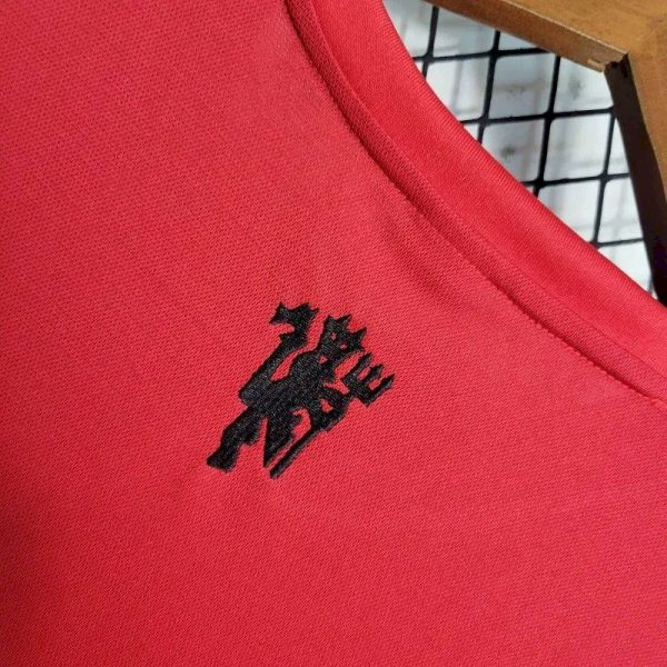 Manchester United 2023/24 Pre-Match Training Jersey - Image 6