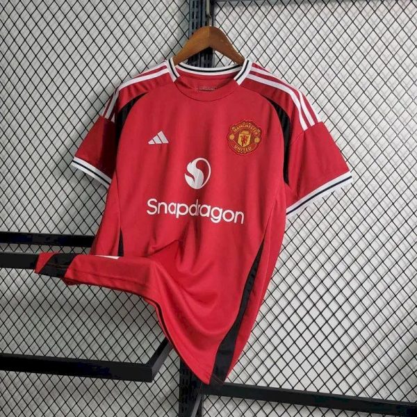 Manchester United 2023/24 Pre-Match Training Jersey