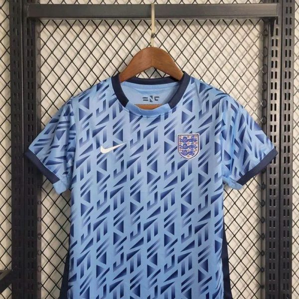 England 2023/24 Women’S Word Cup Away Kids Kit - Image 2