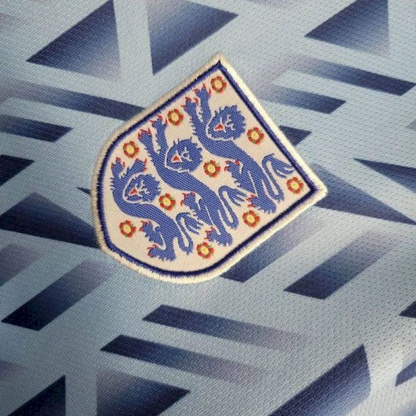 England 2023/24 Women’S Word Cup Away Kids Kit - Image 6