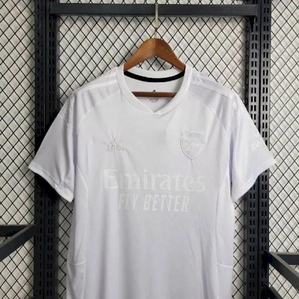 Arsenal 2024/25 White Jersey - Image 5